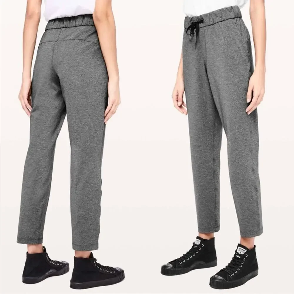 Lululemon On The Fly Heathered Gray Jogger Womens Size 8 Athleisure Comfy